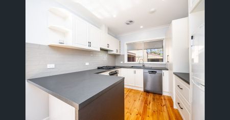 Lovely Modern Home in Prime North Shepparton Location - Photo 5