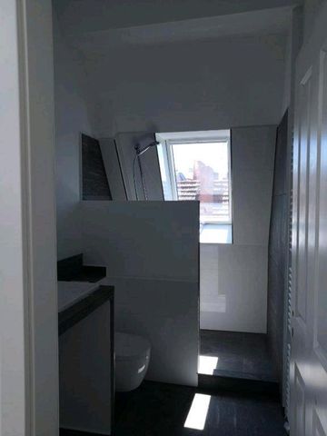 Suche 2-3 Hauptmieter*innen für 4er WG - 13-15 qm Zimmer - Photo 3