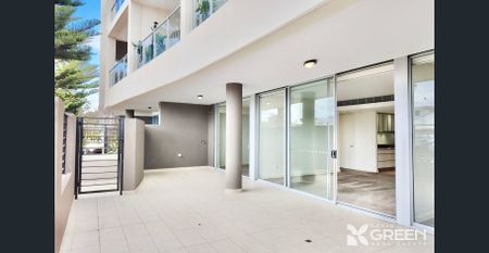 BEACH AT YOUR DOORSTEP! GROUND FLOOR COASTAL 2X2 APARTMENT IN PRIME LOCATION – ONLY STEPS AWAY FROM DODDI'S BEACH & CAFÉ' - Photo 5