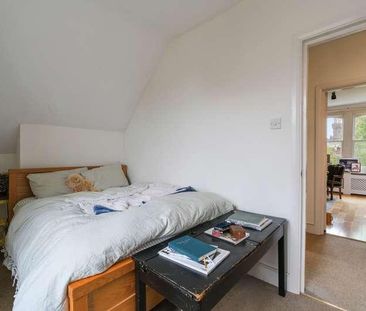Victoria Road, London, N4 - Photo 1