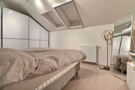 Appartement type duplex (B27) de +/- 100 m2 avec 2 chambres + garage fermé (21) - Photo 5