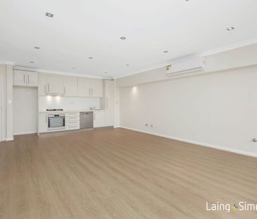 Stylish Two Bedroom Beauty - Photo 3