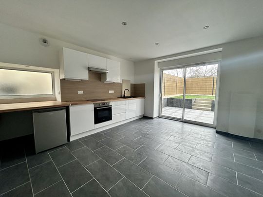 Location Appartement 2 pièces 37m² DOL DE BRETAGNE 35120 - Photo 1