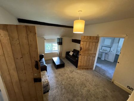 6 bedroom manor house to rent - Photo 2