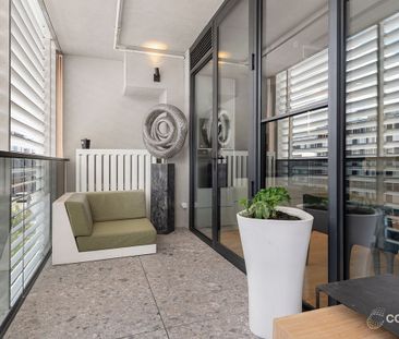 Oversized Luxury Apartment In Fitzroy North - Photo 1