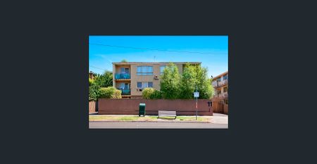 Light-Filled 1-Bedroom Gem in the Heart of Armadale - Photo 5