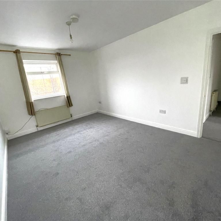 2 bedroom maisonette to rent - Photo 1