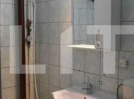 Apartament cu 3 camere in Piata Unirii, cu loc de Parcare - Photo 4