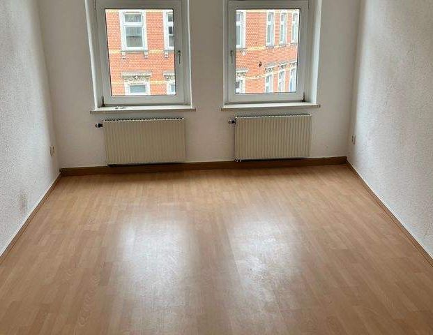 Helle 3-Zimmer-Wohnung mit Kellerabteil in zentraler Lage in Aue - Foto 1