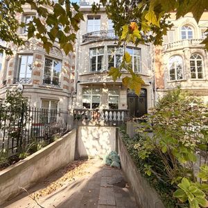 Appartement te huur in Etterbeek voor € 1.690 met 2 slaapkamers - Photo 3
