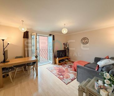 2 bedroom flat to rent - Photo 3