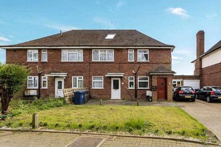 Winston Court, Harrow, HA3 - Photo 3