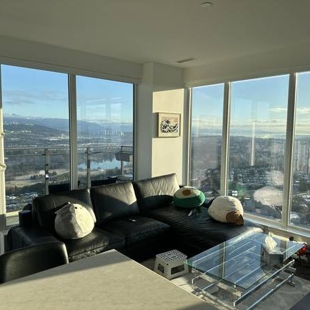 Metrotown brand new 2 bed 2 bath with great views - Photo 4