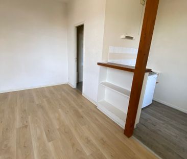 Location Studio de 26 m² – Boulevard Victor Hugo à Limoges - Photo 4