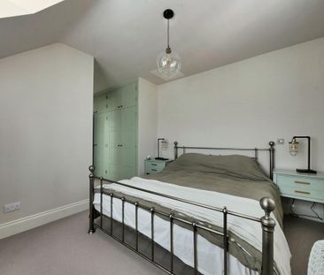 4 bedroom semi-detached house to rent - Photo 1