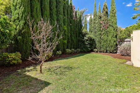 7 Nareen Court, Burwood East. - Photo 5