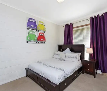 Home For Rent - Photo 3