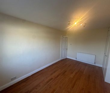 3 Bed Terraced House, Waverley Road, HA2 - Photo 4