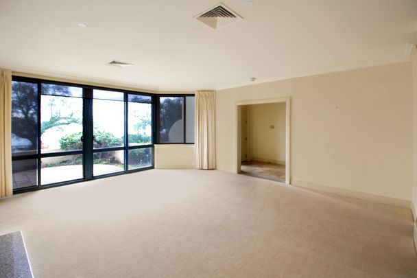 62 Eastern Beach Road, Geelong - Photo 1