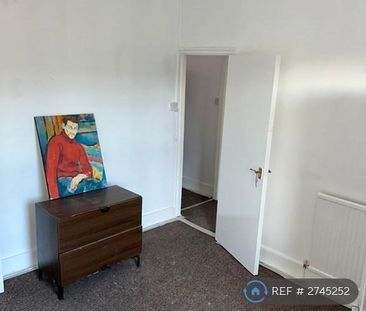 4 bedroom terraced house to rent - Photo 2