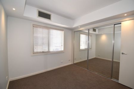 You Can Have It All in the Heart of Bentleigh - Photo 3