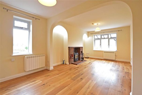 3 bedroom bungalow to rent - Photo 1