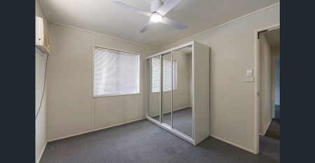 3 Bedroom Family Home ! - Photo 3