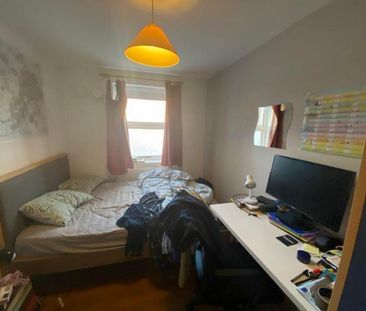 4 bedroom house to rent - Photo 1