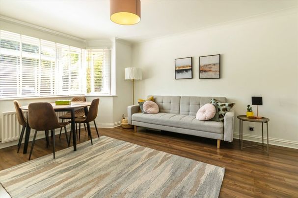 Kingswood Close - Photo 1