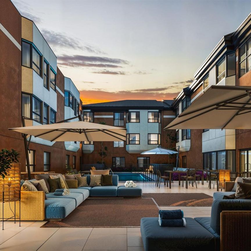 3 1/2 - 490 Avenue Lake, Dorval - Photo 1