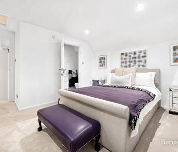 4 bedroom detached house to rent - Photo 4
