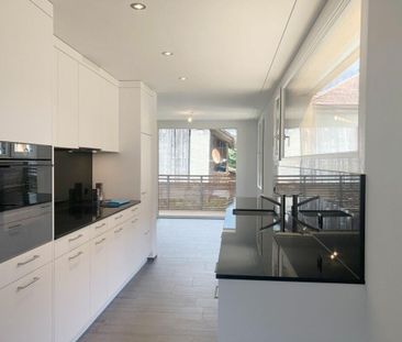 moderne 3.5-Zi. Wohnung im idyllischen Seewis - Photo 3