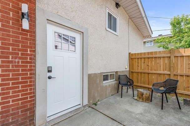 For Lease - 2061 Featherston Drive Unit# 2, Alta Vista and Area, Ontario - Photo 1