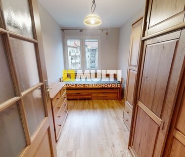 3 pok. na wynajem Centrum częściowo umeblowane - Photo 4