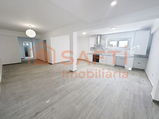 Apartamento T2 em Lisboa - Foto 1