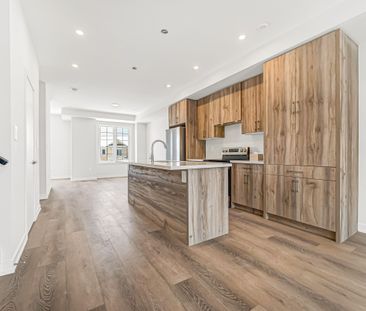 For Lease - 21 Victor Metcalf Lane, Richmond Hill, Ontario - Photo 6