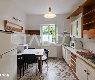 Apartament la casa de inchiriat 3 camere zona Sub Arini din Sibiu - Photo 4