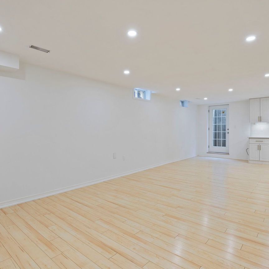 For Lease - 1230 Oakhill Avenue, Oshawa, Ontario - Photo 1