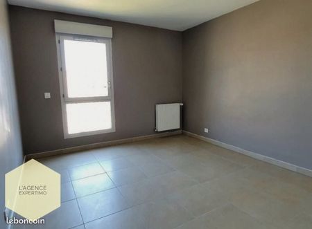 Appartement T3 avec balcon - Photo 2