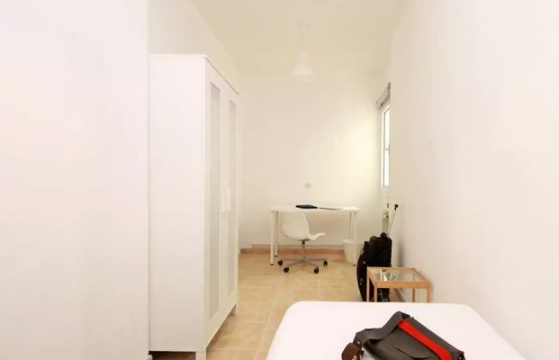 Carrer de la Portaferrissa, Barcelona, Catalonia 08002 - Photo 1