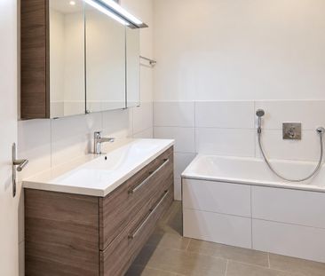 Grosszügig. Charmant. Besonders. - 4.5-Zimmer-Wohnung in Krauchthal - Foto 3