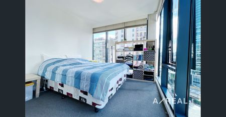 Elegant Furnished Apartment with Secure Parking & Premium Amenities - Photo 2