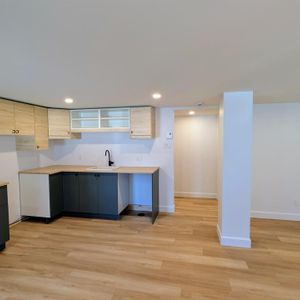 Immeuble - 448-456 Principale Nord Richmond 3 Et Demi Refait à Neuf - Richmond - Photo 3