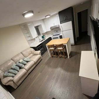 1 Bed 1 Bath Ground Suite for Rent - Photo 1