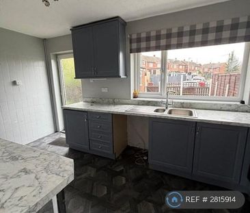 3 bedroom terraced house to rent - Photo 3