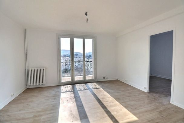 Location appartement 4 pièces, 65.00m², Marseille 09 - Photo 1