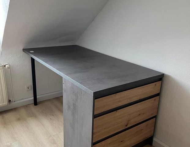 Schöne renovierte 2ZKB-Wohnung - Photo 1