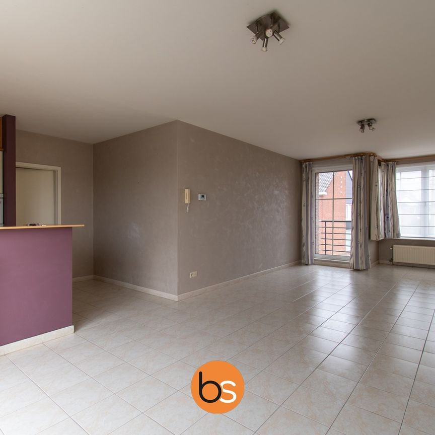 Ruim appartement met 2 slaapkamers, 2 terrassen en een ruime garage - Foto 1