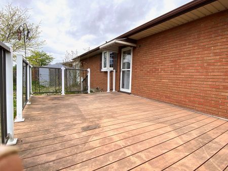 For Lease - 6986 Centennial Street, Niagara Falls, Ontario - Photo 5