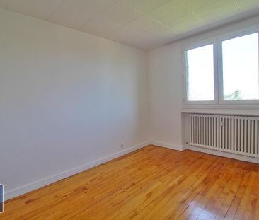 Location Appartement 3 pièces 65m² ST ETIENNE 42100 - Photo 4